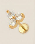 Altın renkli 316L cerrahi çelik üçlü taşlı trinity flatback piercing tasarımı.
