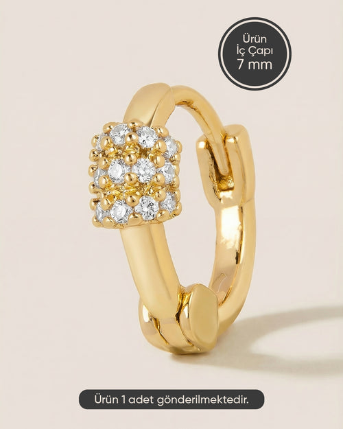 Altın renkli 316L cerrahi çelik pave silindir detaylı zirkon taşlı halka piercing tasarımı.
