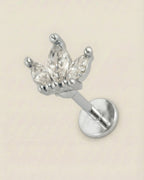 Gümüş renkli 316L cerrahi çelik 3 markiz taşlı taç flatback piercing tasarımı.
