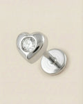 Gümüş renkli 316L cerrahi çelik kalın çerçeveli kalp zirkon taşlı flatback piercing.