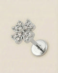 Gümüş renkli 316L cerrahi çelik zirkon taşlı dört yapraklı yonca flatback piercing.