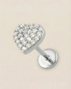 Gümüş renkli 316L cerrahi çelik zirkon taşlı kalp flatback piercing tasarımı.