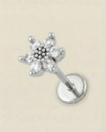 Gümüş renkli 316L cerrahi çelik zirkon taşlı minimal çiçek flatback piercing.