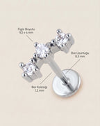 Gümüş renkli 316L cerrahi çelik kavisli 3 taşlı flatback piercingin ölçü görseli.