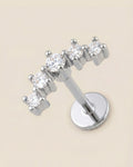 Gümüş renkli 316L cerrahi çelik kavisli 5 taşlı flatback piercing tasarımı.