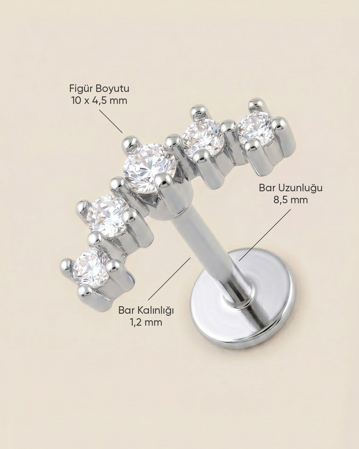 Gümüş renkli 316L cerrahi çelik kavisli 5 taşlı flatback piercingin ölçü görseli.