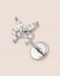 Gümüş renkli 316L cerrahi çelik zirkon taşlı kelebek figürlü flatback piercing tasarımı.