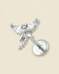 Gümüş renkli 316L cerrahi çelik zirkon taşlı yusufçuk flatback piercing tasarımı.