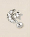 Gümüş renkli cerrahi çelik zirkon taşlı ay yıldız tragus piercing tasarımı.